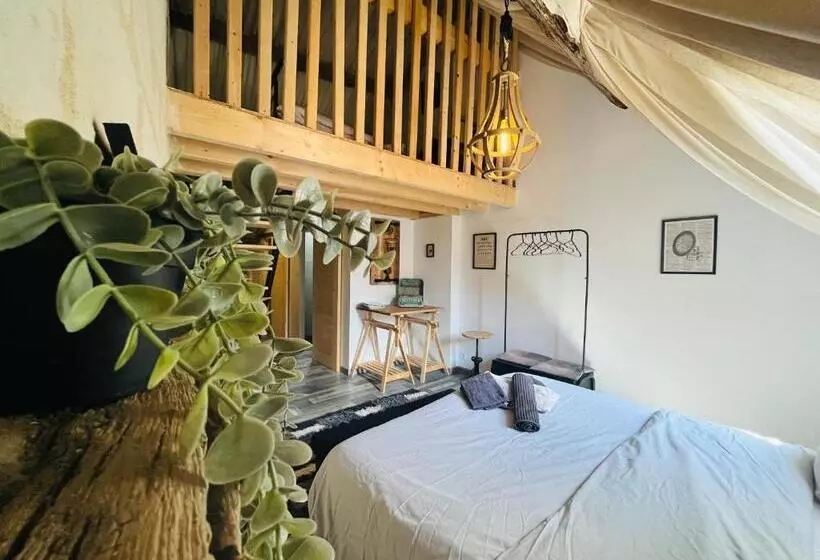 Aamiaismajoitus (B&B) Chez Mimie Les Hôtes