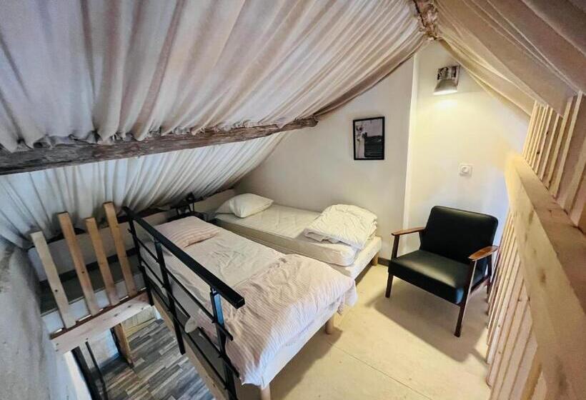 تختخواب و صبحانه Chez Mimie Les Hôtes