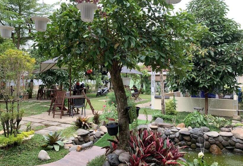 Hotel Embay House & Private Pool