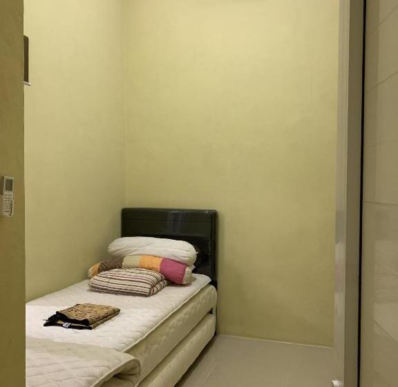 Hotel Embay House & Private Pool