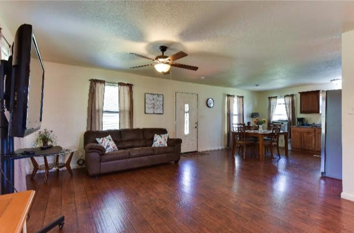 Bed and Breakfast Austin Escape