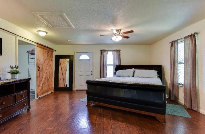 Bed and Breakfast Austin Escape