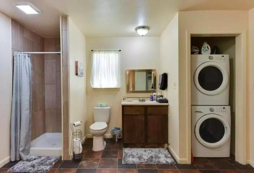 Aamiaismajoitus (B&B) Austin Escape