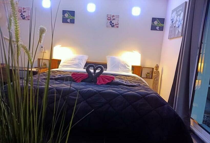 민박 Mas La Farelle Chambre D Hote,fitness & Salle De Jeux Gratuite & Spa En Supplément