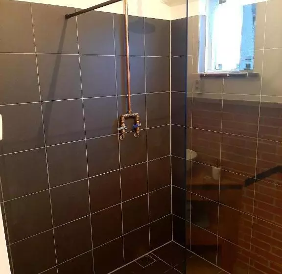 Aamiaismajoitus (B&B) Gastenverblijf De Viking
