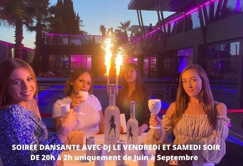 민박 Mas La Farelle Chambre D Hote,fitness & Salle De Jeux Gratuite & Spa En Supplément