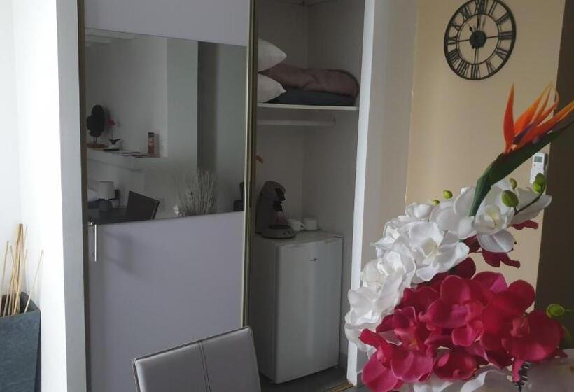 민박 Mas La Farelle Chambre D Hote,fitness & Salle De Jeux Gratuite & Spa En Supplément