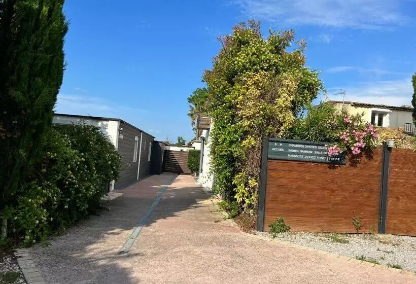 ベッドアンドブレックファースト Mas La Farelle Chambre D Hote,fitness & Salle De Jeux Gratuite & Spa En Supplément