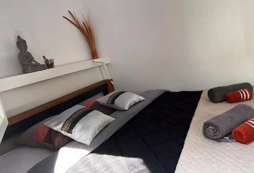 ベッドアンドブレックファースト Mas La Farelle Chambre D Hote,fitness & Salle De Jeux Gratuite & Spa En Supplément