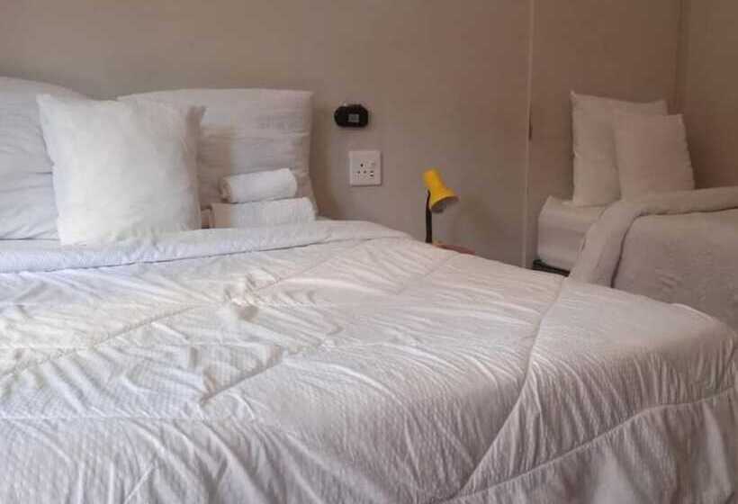 Пансион Kaste Guesthouse Tzaneen