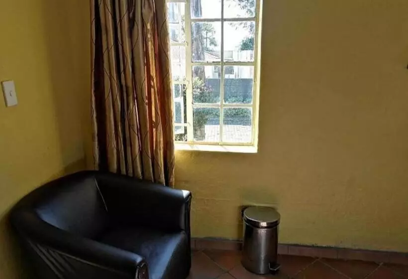 ペンション Kaste Guesthouse Tzaneen