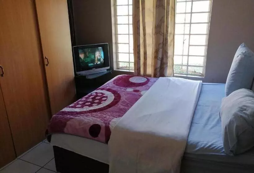 ペンション Kaste Guesthouse Tzaneen