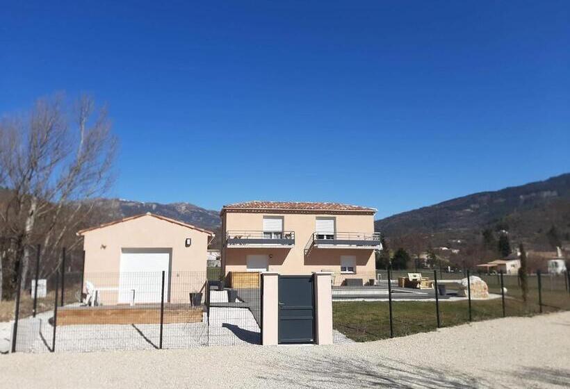 膳宿费 Le Long Du Verdon