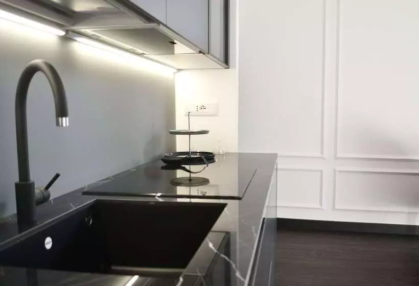 پانسیون Palazzo Delle Sirene Deluxe Apartment & Boutique Rooms