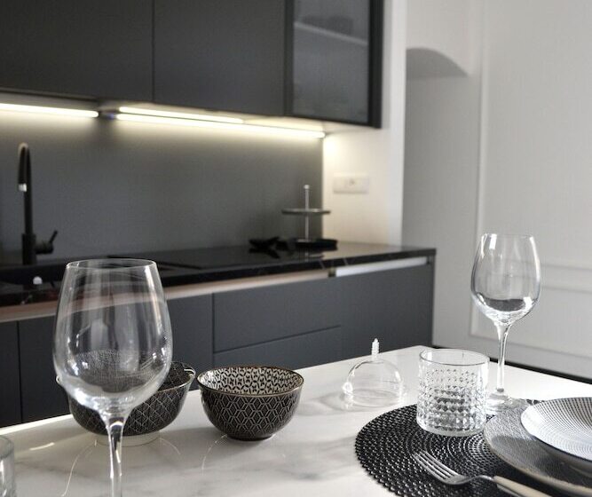 膳宿费 Palazzo Delle Sirene Deluxe Apartment & Boutique Rooms