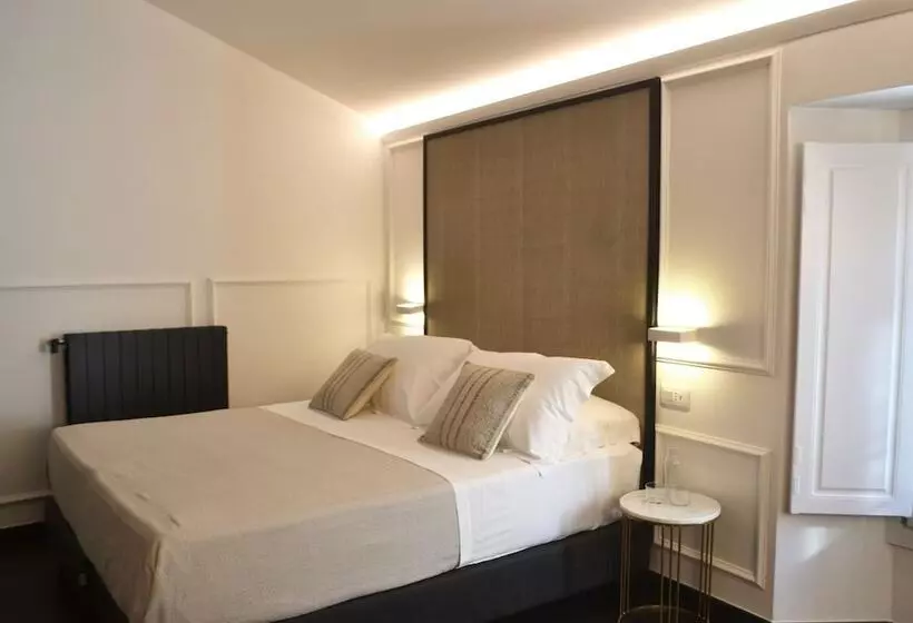 پانسیون Palazzo Delle Sirene Deluxe Apartment & Boutique Rooms