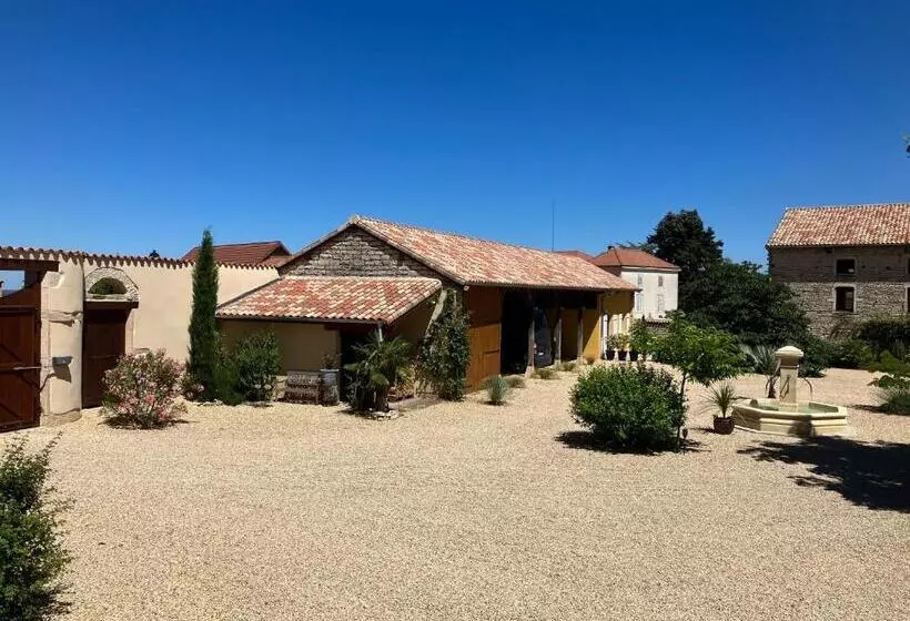 Aamiaismajoitus (B&B) Le Clos De Quintaine Chambres D Hôtes