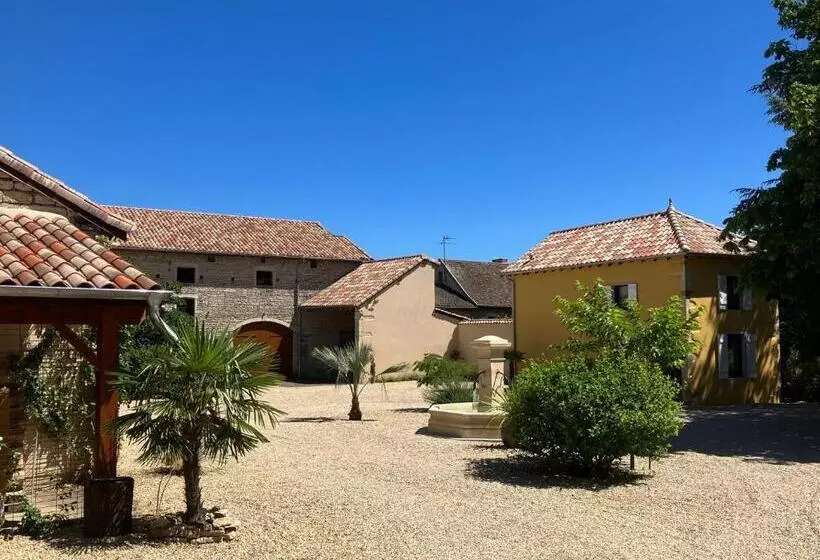 Aamiaismajoitus (B&B) Le Clos De Quintaine Chambres D Hôtes