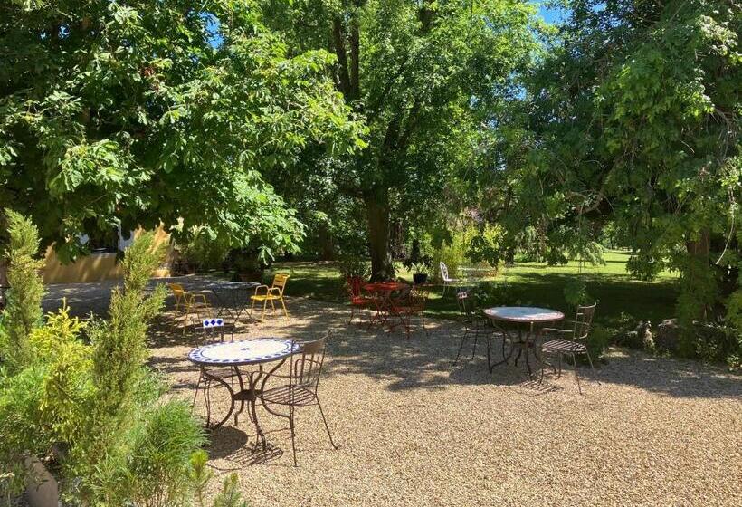 مبيت وإفطار Le Clos De Quintaine Chambres D Hôtes