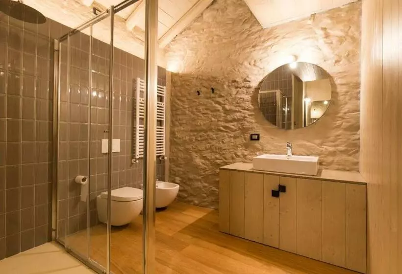 Aamiaismajoitus (B&B) Villa Saccomani