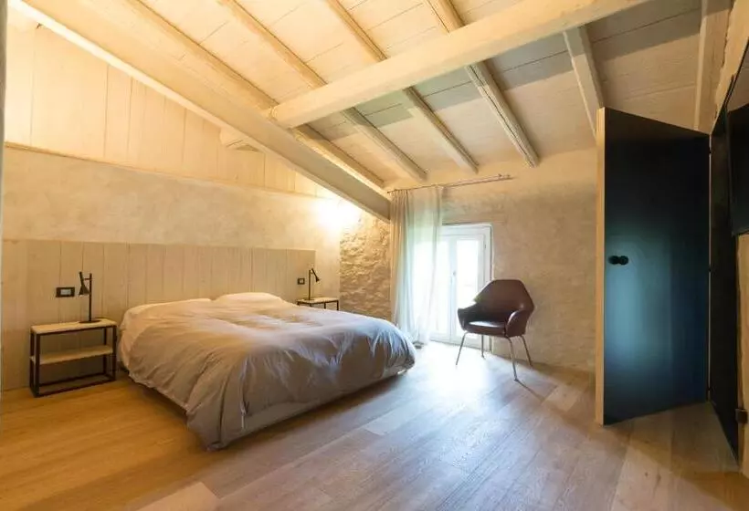 Aamiaismajoitus (B&B) Villa Saccomani