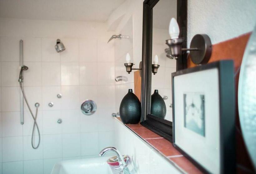 Bed & Breakfast Unter Den Linden