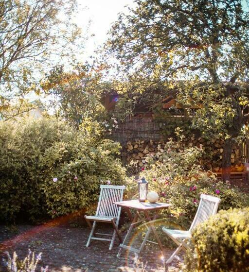 Bed & Breakfast Unter Den Linden