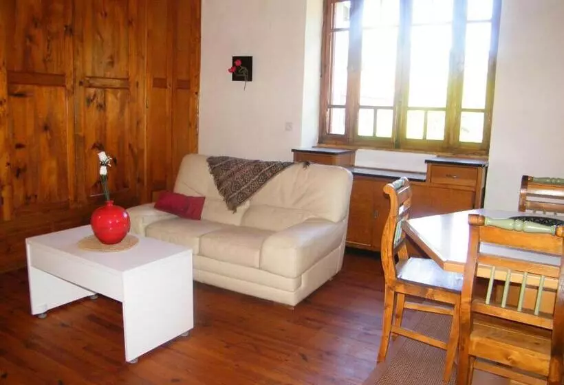 ペンション Domaine Sela