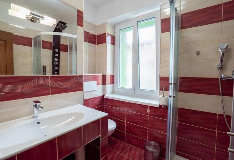 بنسيون šenk U Kovárny