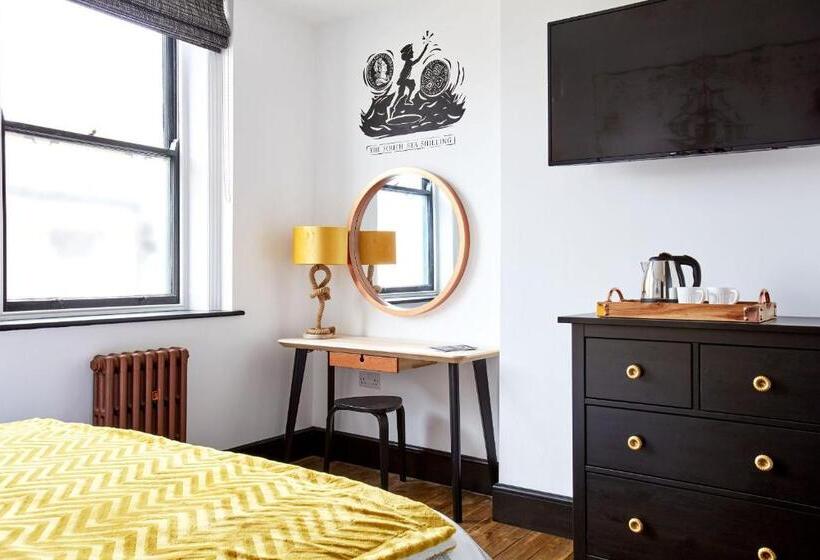 פנסיון Jet Black Jewel