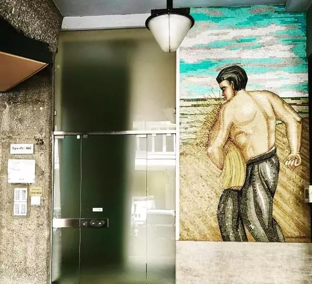 پانسیون Maison Altinia