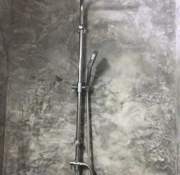 Retkeilymaja Bp Cheap Private Rooms