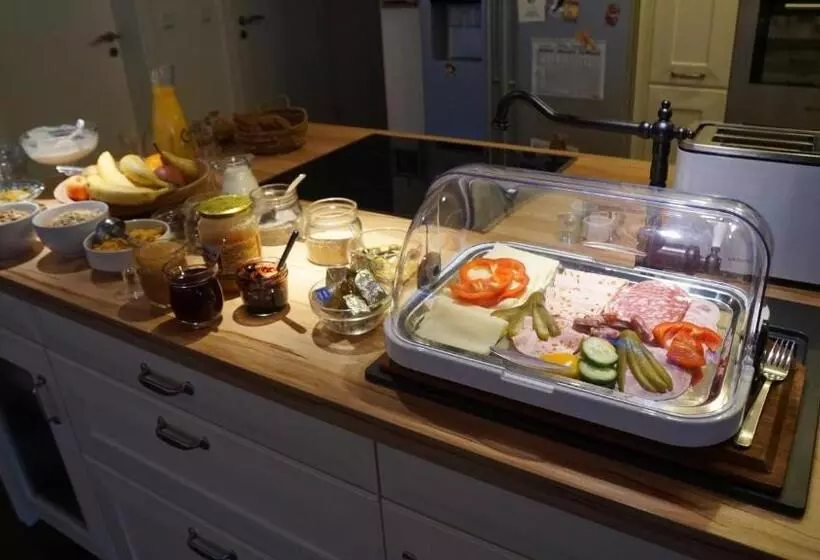 ベッドアンドブレックファースト Alpensportlodge