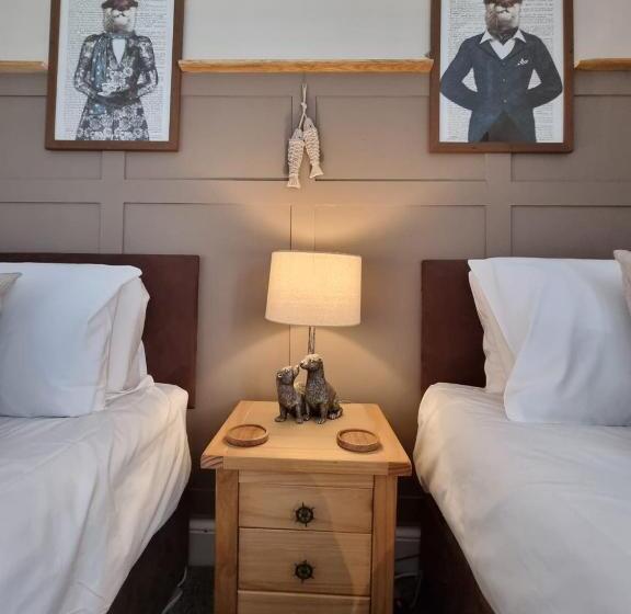 تختخواب و صبحانه Creates