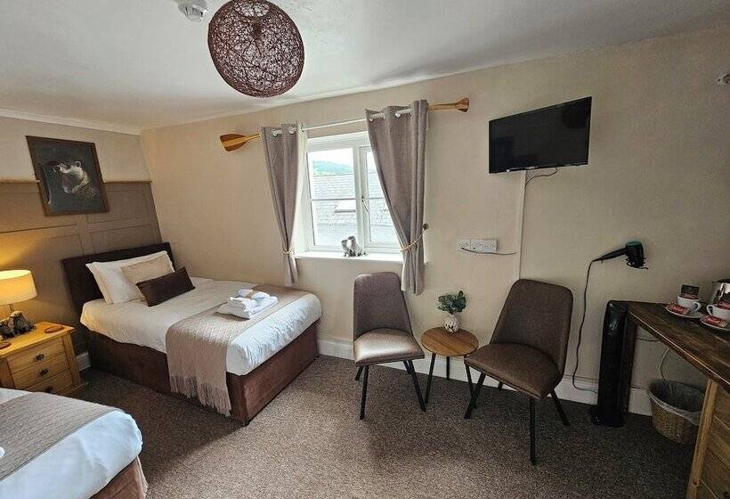 تختخواب و صبحانه Creates