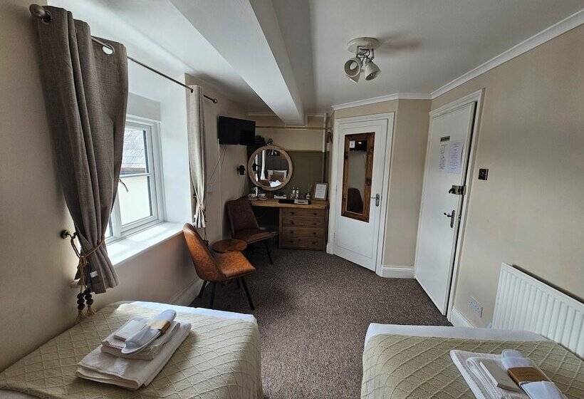 تختخواب و صبحانه Creates