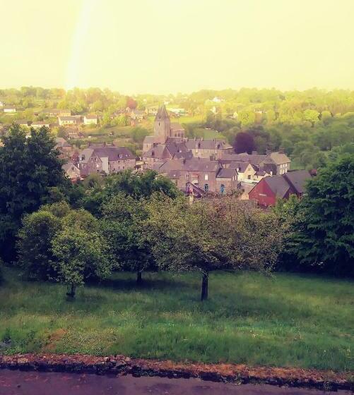 住宿加早餐  Maison Du Tertre