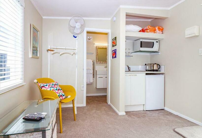 Bed and Breakfast Studio @ 91