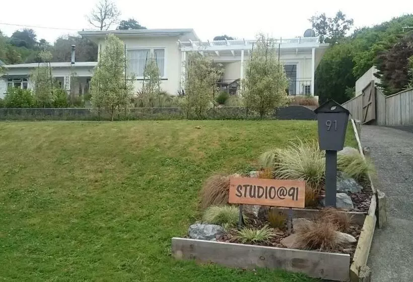 Aamiaismajoitus (B&B) Studio @ 91