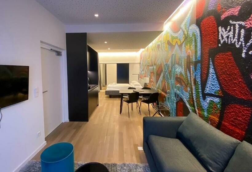 Blackhome Graz I Contactless Check In