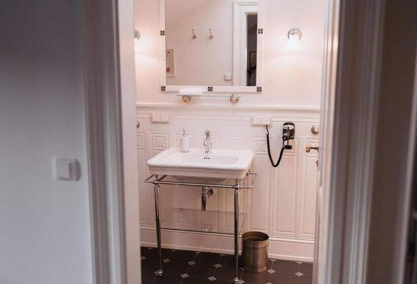 호텔 Das Betthupferl