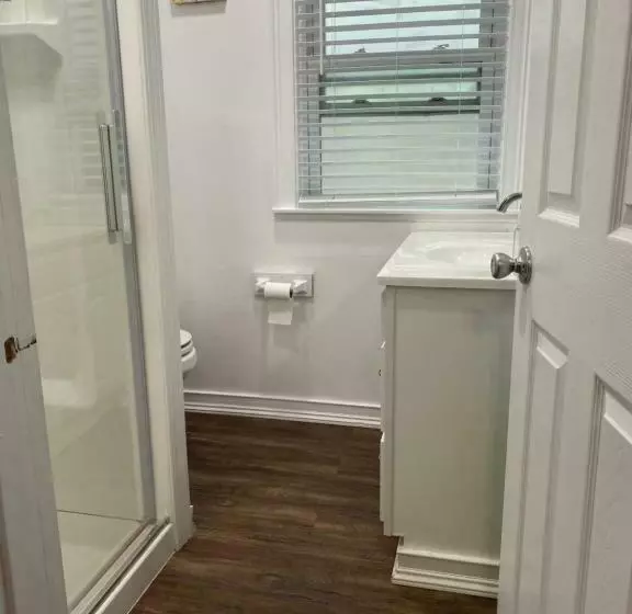 Majatalo Cozy Private Bedrooms Kitchen Wifi