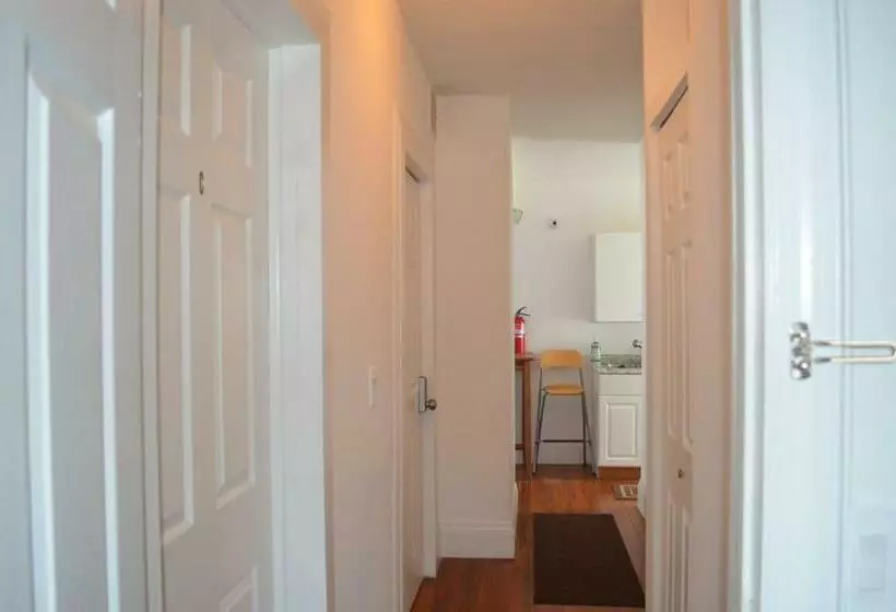 Majatalo Cozy Private Bedrooms Kitchen Wifi