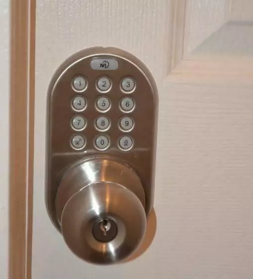 Majatalo Cozy Private Bedrooms Kitchen Wifi