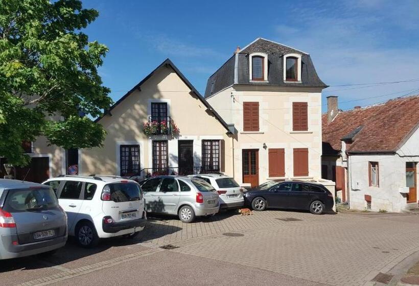 بنسيون Le P Tit Pouilly Du Val De Loire En Bourgogne !