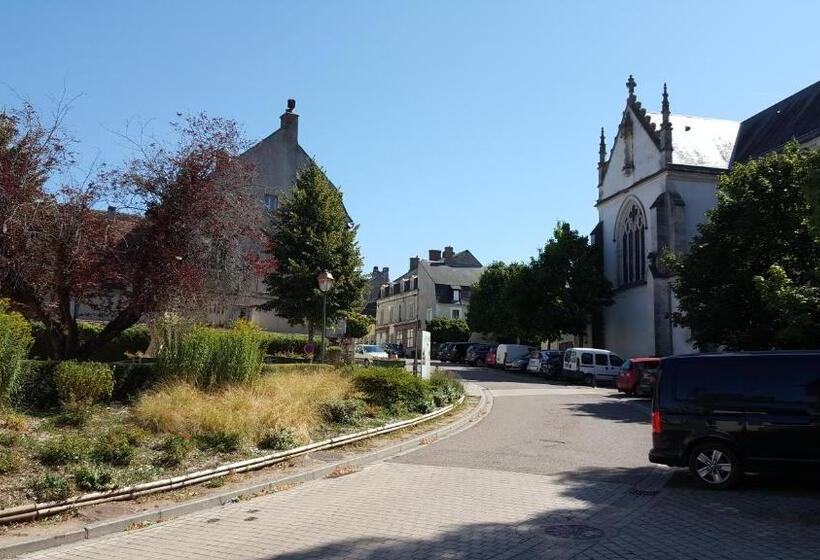 بنسيون Le P Tit Pouilly Du Val De Loire En Bourgogne !