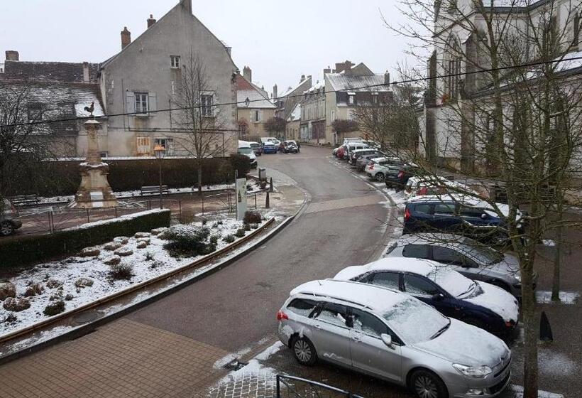 بنسيون Le P Tit Pouilly Du Val De Loire En Bourgogne !