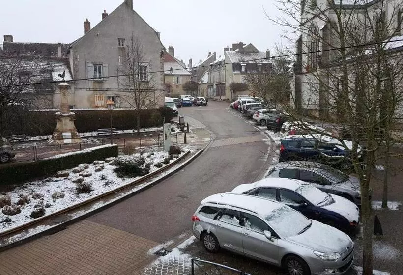 Majatalo Le P Tit Pouilly Du Val De Loire En Bourgogne !