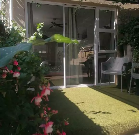 Majatalo The Oak Treehouse Bnb Queenstown