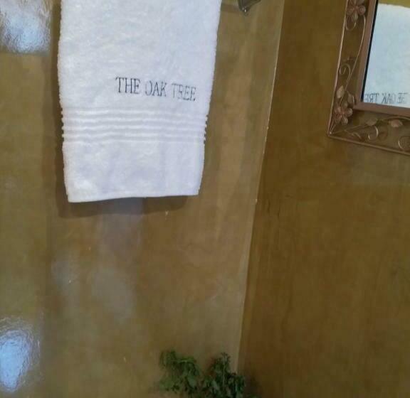 Pension The Oak Treehouse Bnb Queenstown